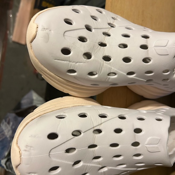 Kane Revive active recovery shoes
White/Cream
Size 12 mens - Picture 5 of 7